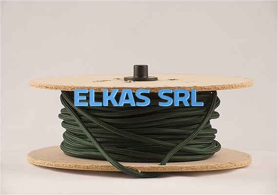 Nuestros cables cuentan con certificación. Además cuentan con un proceso de pegado que evita que se despelucen en su armado.